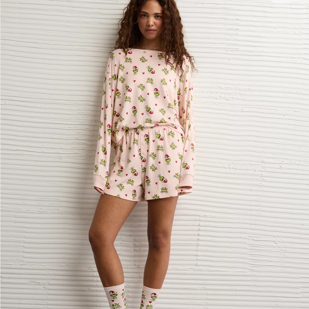 American Eagle Outfitters Pink Grinch Pajama Set